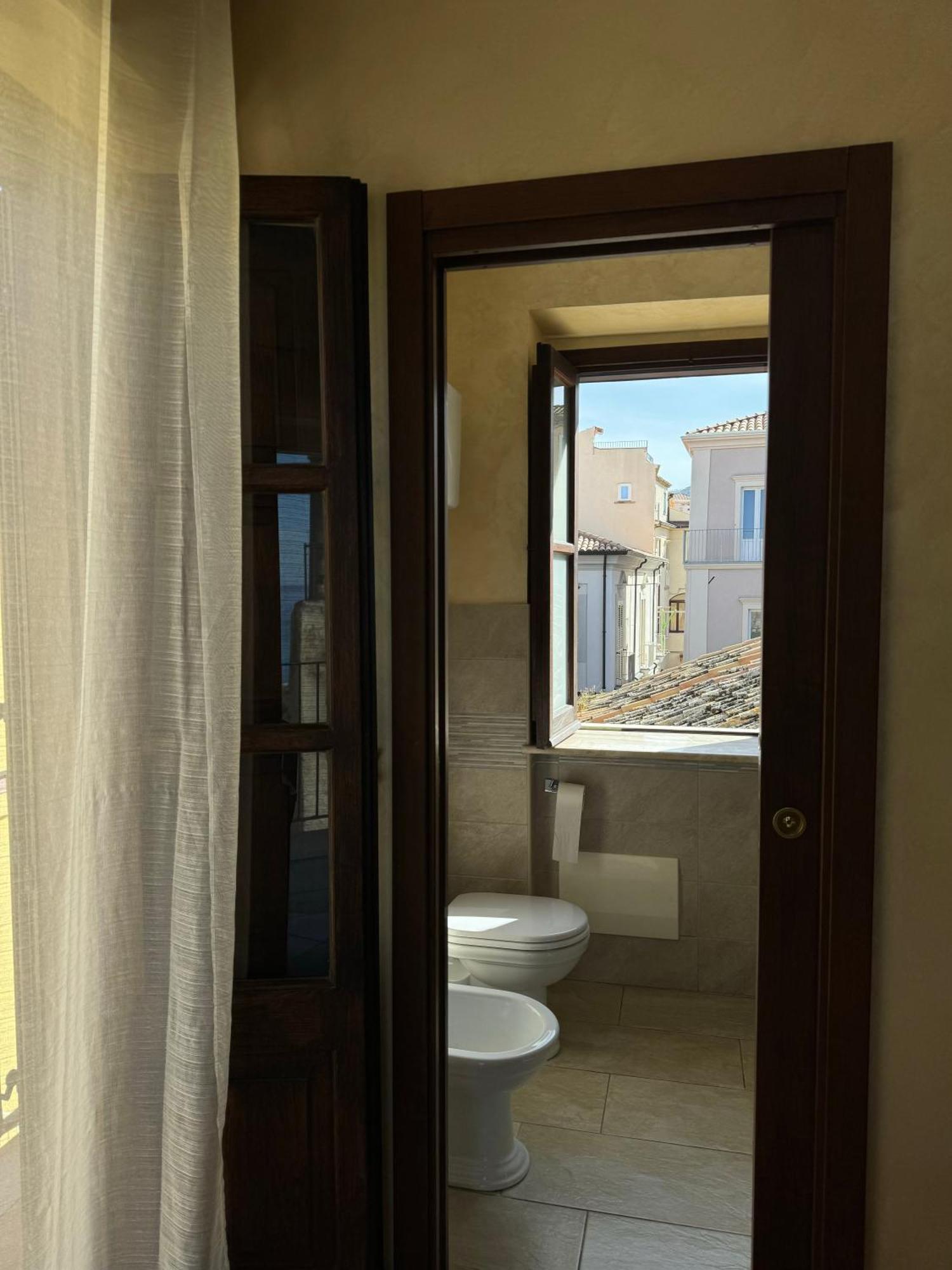 B&B Rivellini Тропеа Екстериор снимка